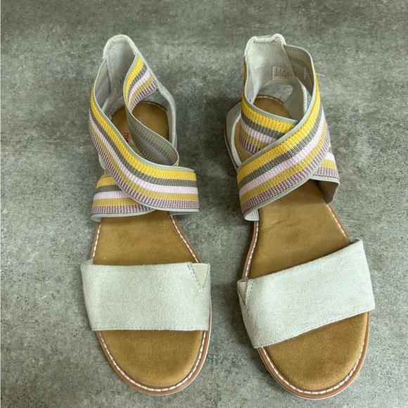 Bob's from Sketchers Women's Sandals - 8W - Picture 2 of 4